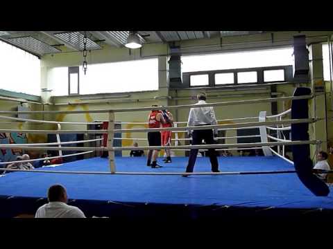 Boxen Falkenstein/Harz - Kampf Hirsch (blau) vs. Spitze (rot)