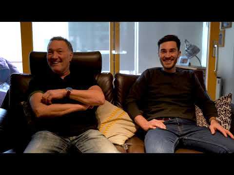 Thibaut Monnet ouvre ses archives et évoque avec son papa ses débuts sur la glace !