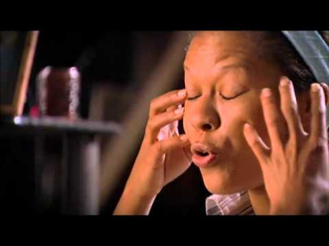 Centrum® Guardians 2011 - Family Attacked by Angry Bees