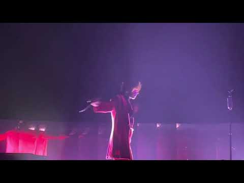 Tina Arena - Chains (Live Brisbane Convention Centre 2021)