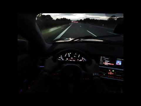 2022 BMW 318d at Night on German Autobahn Pov