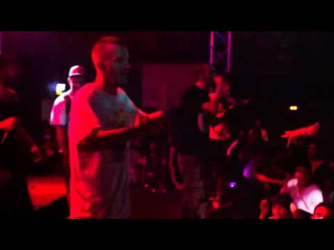 Fam Comes First - Freestyle Session (Άσαρκος, Phyrosun & Hatemost)