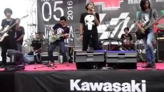 Download lagu Bima Sena - Bongkar (Iwan Fals Cover) mp3