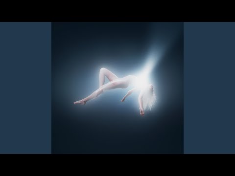 Julian Schickfluß - Kleiner Vogel - Misc Your…