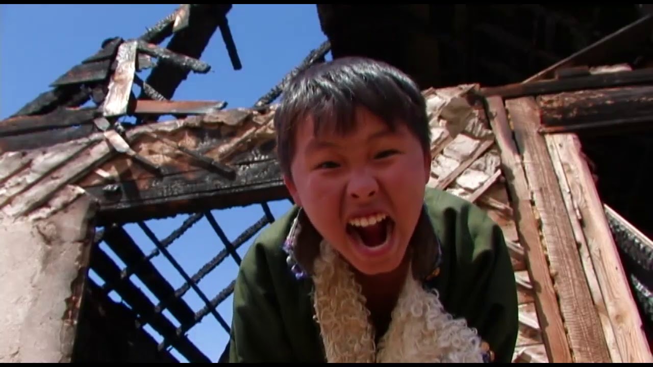 BURGUNDY  |  ХҮРЭН