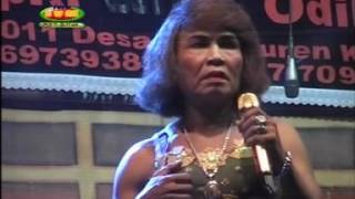 Download lagu Ingin Tertawa jngan lewatkan...Lenong Betawi...madih.maja.malih.h.bolot.dkk mp3