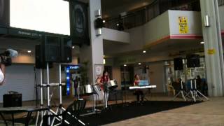 「Bees Melody」 performed by Lily Clave（リリ・クラーベ） on March 24, 2013