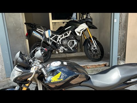 The weekend routine of a rocket-level digital influencer, lots of content