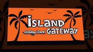 preview picture of video 'Island Gateway Holiday Park - Tropical Villas presented by Peter Bellingham Photography'