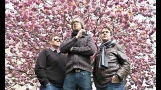 Sweet Billy Pilgrim - Truth Only Smiles IT Crowd Version