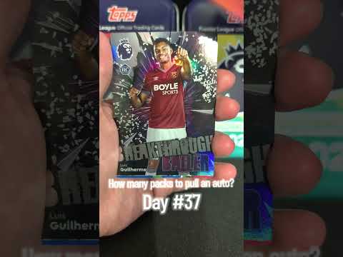 Is Day 37 the pack that sends us into the weekend happy? 🙏#autographhunt #thehobby #packrips #shorts