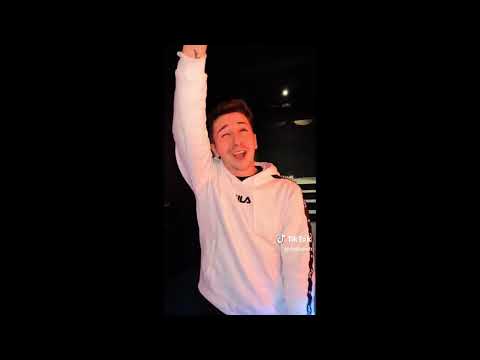 Video thumbnail for testimonial from Ángel R.