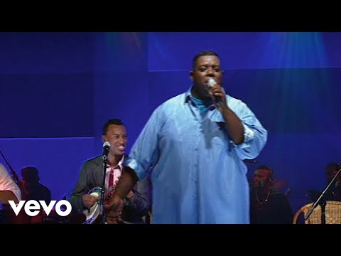 Exaltasamba - Faz Falta - Live from Porto Alcobaça, São Paulo, Brazil/2006 [Music Video]