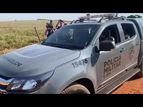 fugitivo se rende para a polícia e liberta reféns em Ivaté