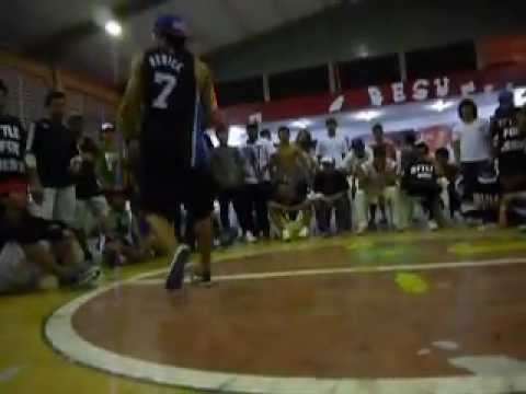 NATIVOS CREW VS CHICLETINHOS CREW 2012