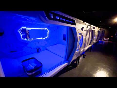 Sleeping at Galaxy Pod 🪐 A Unique Capsule Hotel in Japan 🚀