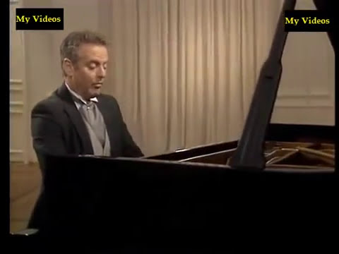 Mozart Piano Sonata No.18 in D major, K.576- Daniel barenboim