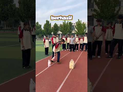 Lomba Lompat Lawan Pelatih