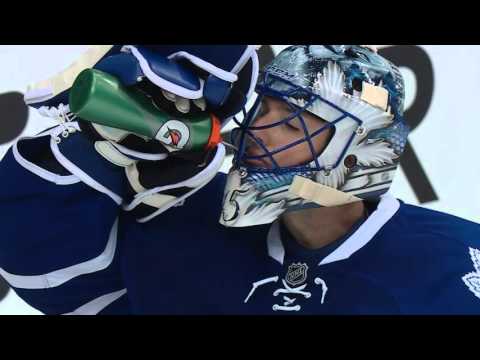 Gotta Hear It: Fans shower Bernier with Bronx cheer