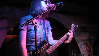 Colleen Green - Pay Attention (Live @ The Shacklewell Arms, London, 01/08/15)