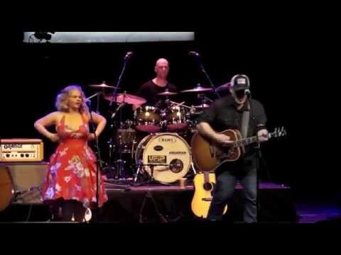 Red Pine Timber Co. - Look At The Moonlight - LIVE at Perth Concert Hall