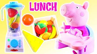Baby Peppa Pig Eats a Healthy Lunch and Earns a Yummy Snack
