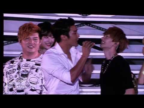 [HD] 120609 SMTOWN in Taiwan _ Super Junior & f(x)   Oops !