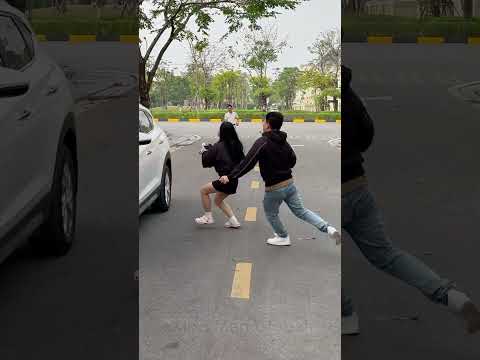 One Quick Throw… One Robbery Stopped #kindmanglobal #kindnessmatters #justiceserved #heroinaction