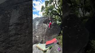 Video thumbnail of Fisura, 5. La Jonquera