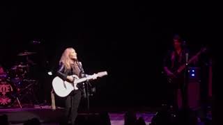 Melissa Etheridge- All American Girl (clip 2)