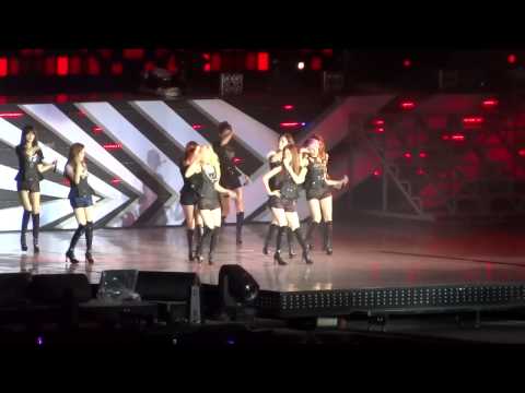 [Fancam] SMTOWN Singapore 23/11/2012 - SNSD
