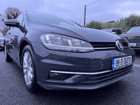 Volkswagen Golf TRENDLINE 1.6 TDI 5DR - Image 2
