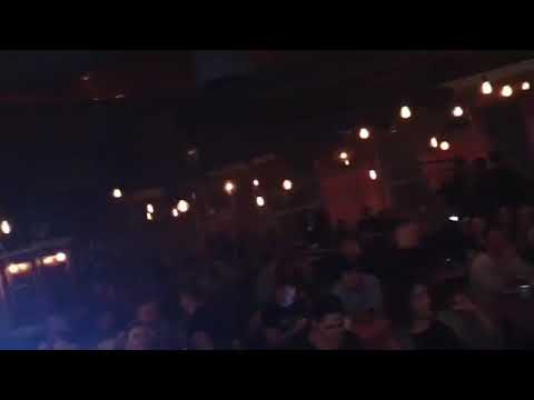 Bojan Šuša/Prestige band Trebinje(COVER) Med i slatko grožđe.