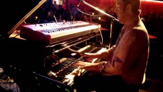 Wil Sargisson plays Roosevelt Sykes' "The Honey Dripper" with Aaron West  & the Custodians