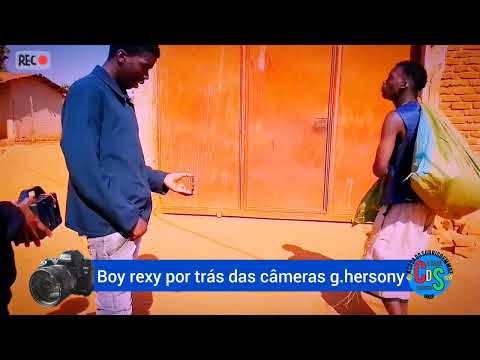 Boy rexy pôr traz dás câmeras o vídeo meeker grand hersony a carregar com as imagens 