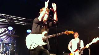 A Friend in London - Rest from the streets (Live in Balleru