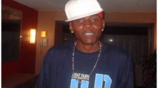 vybz kartel - queen and king (August 2012, song from 2003) GOLD MINE RIDDIM