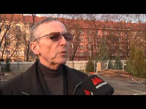 Pokládání základního kamene ke stavbě nového zázemí v areálu TJ Praga