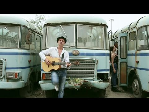 Alessio Caraturo - Non è vero - Videoclip Ufficiale