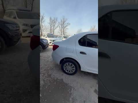 фото renault logan ii 0