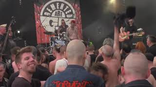 Demented Are Go - Who Put Grandma Under The Stairs (Zikenstock Festival 2016) [HD]