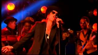 #Bruno Mars Live : Brand New single @ X Factor 2012 GB Live Sun 25 11 2012 HQ
