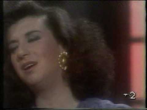 Perran Kutman - İlk Muhabbet - Tar: Nevcivan Özel - Sunan: Nilgün Belgün