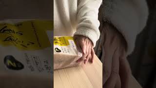 40代独身女のリアルな朝食。セブンイレブンの金の食パンとデロンギの珈琲で整える朝。