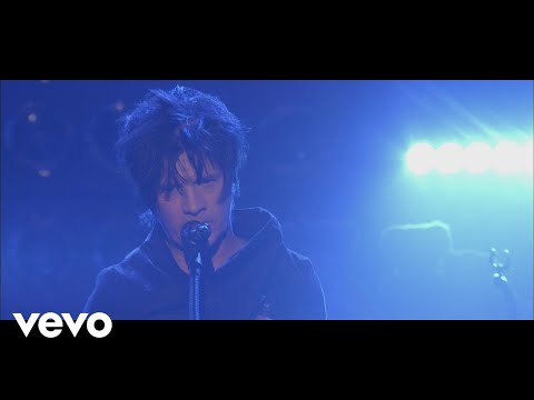 Indochine - Station 13 (Alcaline, le concert au Trianon 2017)