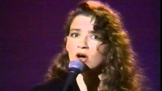 Matraca Berg -- Things You Left Undone...1990...Live