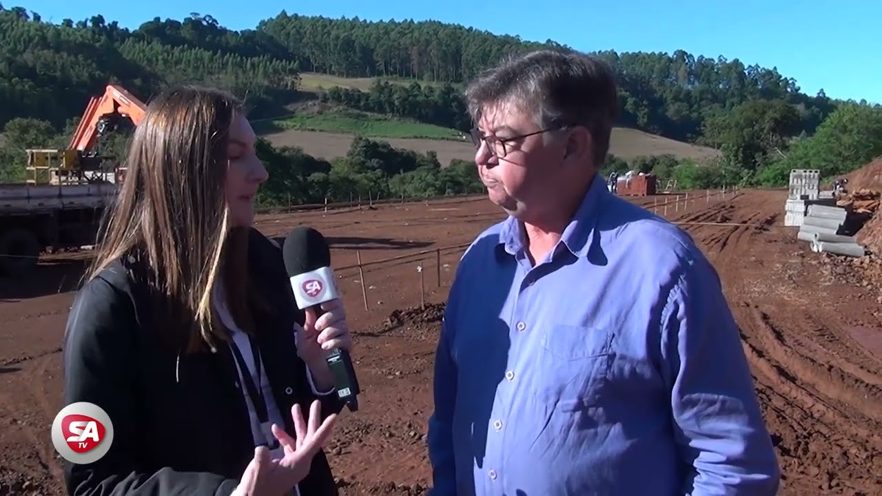 O programa de terraplanagem gratuita para novos investimentos traz resultados em São João do Oeste