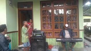 Download lagu Titip Rindu Buat Ayah (Ebiet G. Ade) Cover By  BETRAND PETO mp3