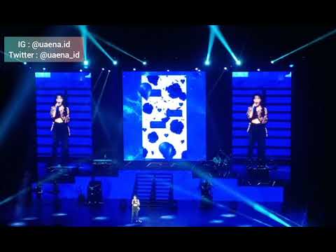 191207 아이유 IU - Lovepoem 러브포엠 in Singapore: IU 'Blueming' in Day 2nd