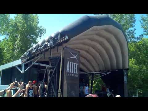 Attack! Attack! ft. Cassadee Pope - Smokahonta (Live At Warped Tour 2011)